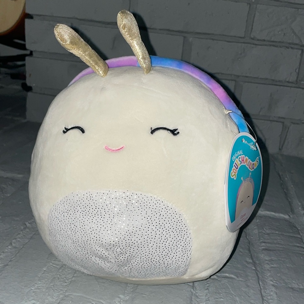 Elysa Squishmallow 7”